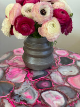 Load image into Gallery viewer, Zig Zag Vase